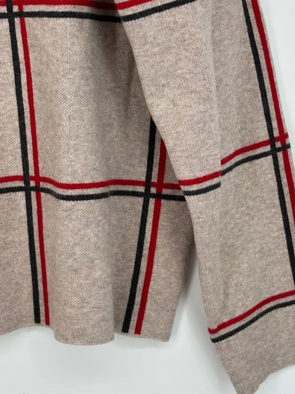 Tahari Womens Large Pullover Sweater Oatmeal Red Gray Check Funnel Neck Long Slv